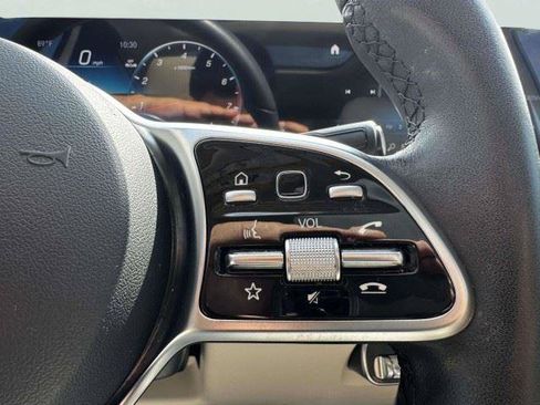 Used 2023 Mercedes-Benz GLA 250 w/ Premium Package image 25