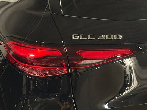New 2027 Mercedes-Benz GLC 300 image 26