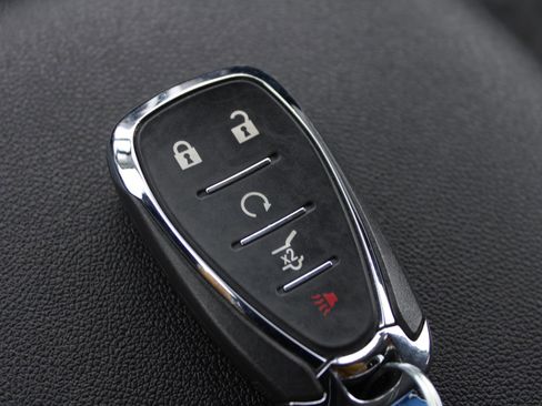 Used 2023 Chevrolet Equinox LT image 15