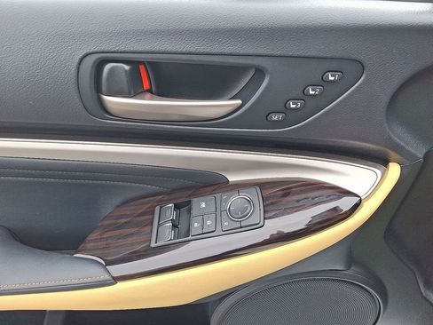 Used 2019 Lexus RC 300 AWD w/ Premium Package image 11