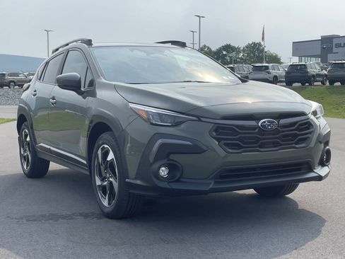 Used 2026 Subaru Crosstrek 2.0i Premium AWD/4WD image 3