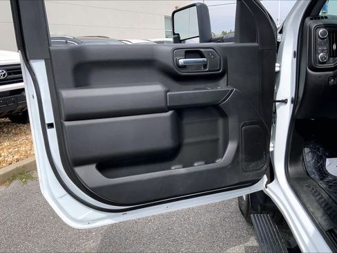 Used 2024 GMC Sierra 2500 Pro image 19