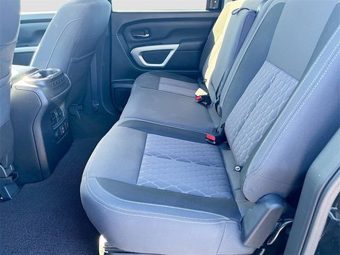 Used 2024 Nissan Titan SV w/ SV Convenience Package image 23