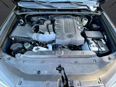 Used 2023 Toyota 4Runner SR5 RWD image 32