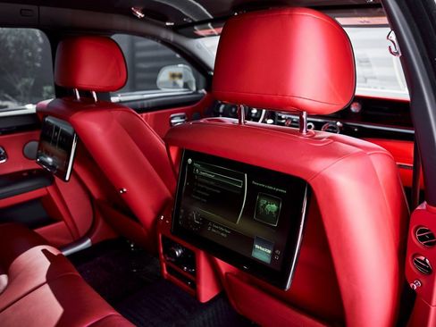 Used 2022 Rolls-Royce Ghost Base w/ Ghost Package image 46