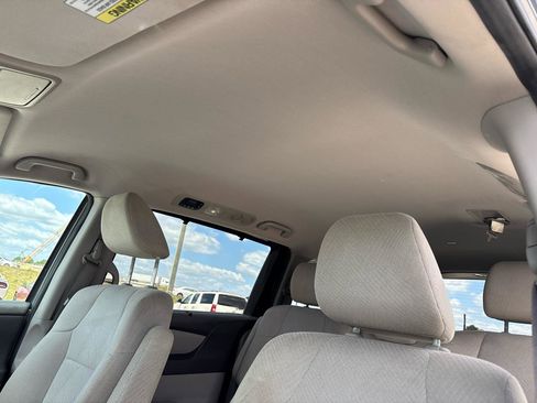 Used 2014 Honda Odyssey EX image 18