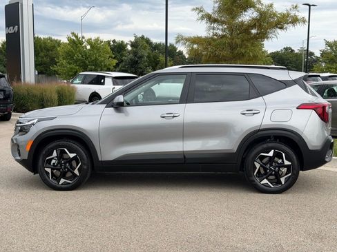Used 2026 Kia Seltos S AWD/4WD image 3