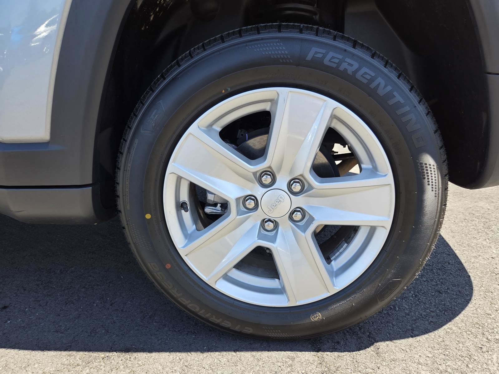 Used 2022 Jeep Compass Latitude w/ Convenience Group AWD/4WD image 9