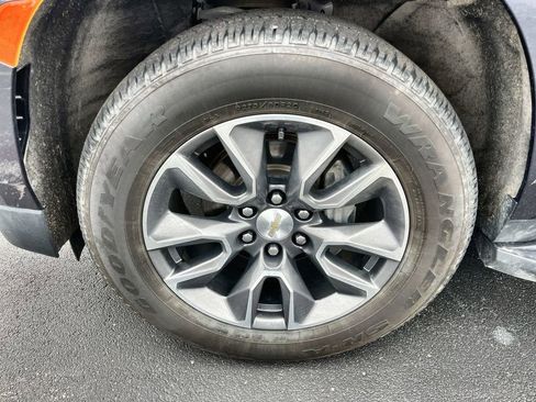 Used 2023 Chevrolet Tahoe LT w/ Luxury Package AWD/4WD image 33