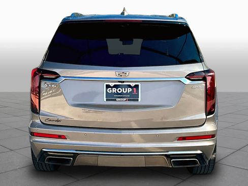 Used 2023 Cadillac XT6 Premium Luxury FWD image 5