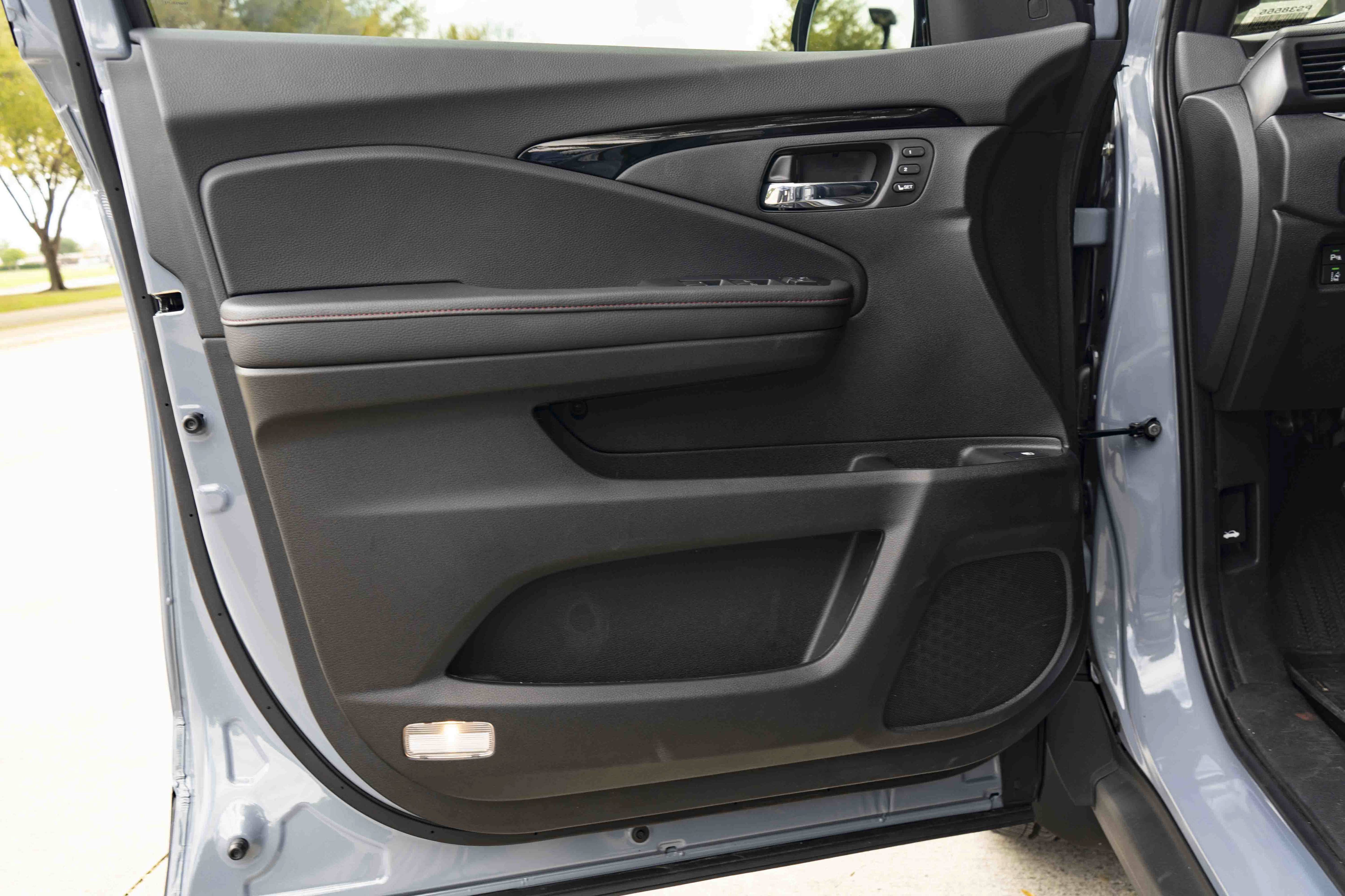 Used 2026 Honda Ridgeline Black Edition image 37