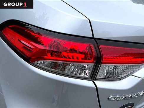 Used 2024 Toyota Corolla LE FWD image 28