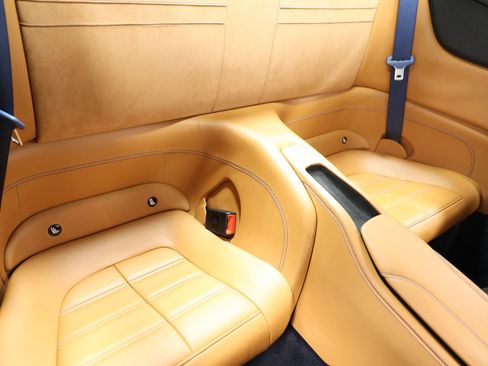 Used 2017 Ferrari California T image 91