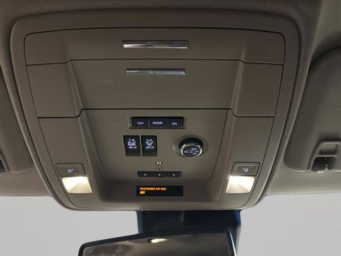 Used 2019 GMC Yukon Denali w/ Open Road Package image 15