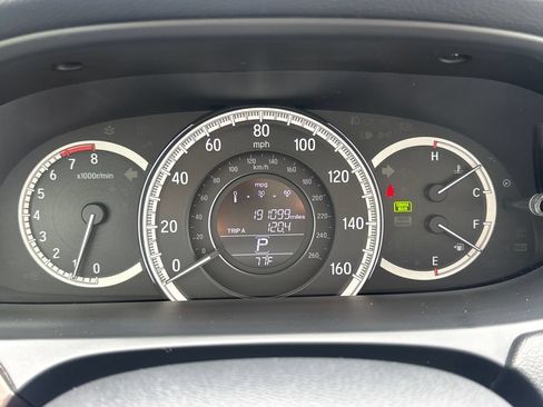 Used 2016 Honda Accord EX image 21