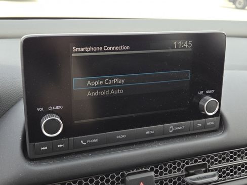 Used 2024 Honda HR-V Sport image 3