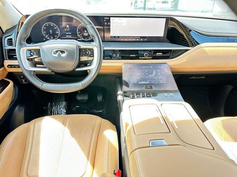 Used 2025 INFINITI QX80 Sensory AWD/4WD image 19