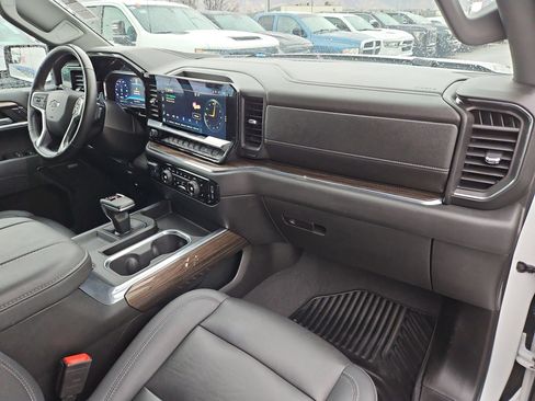 Used 2023 Chevrolet Silverado 1500 RST w/ Convenience Package II image 31