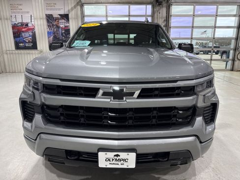Used 2024 Chevrolet Silverado 1500 RST w/ Dark Appearance Package AWD/4WD image 3
