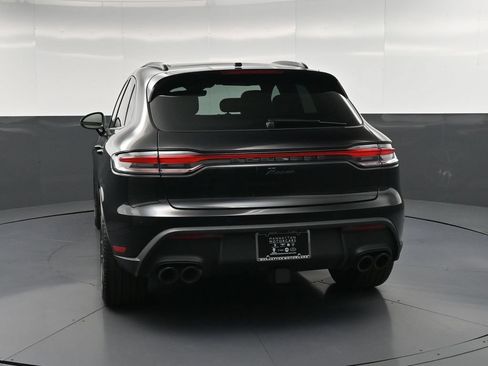 Certified 2026 Porsche Macan AWD/4WD image 7