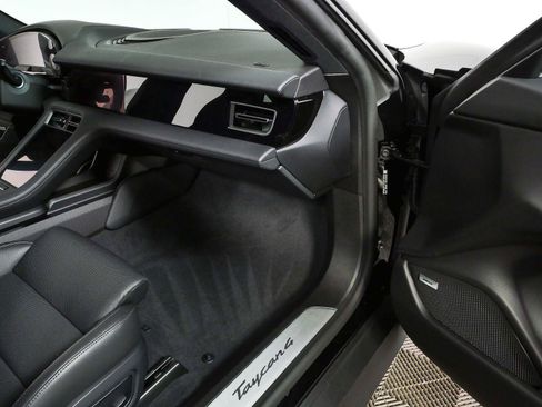 New 2026 Porsche Taycan RWD image 26