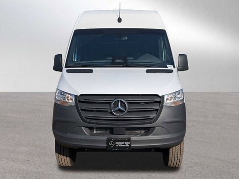 New 2025 Mercedes-Benz Sprinter 2500 image 8
