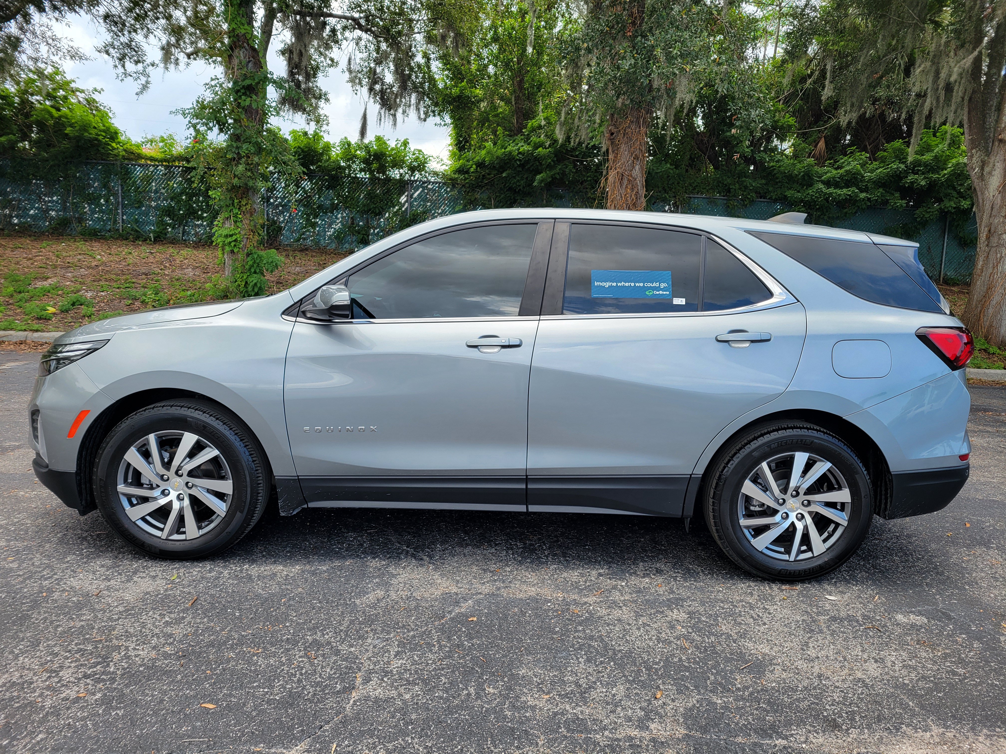 Used 2023 Chevrolet Equinox LT FWD image 10