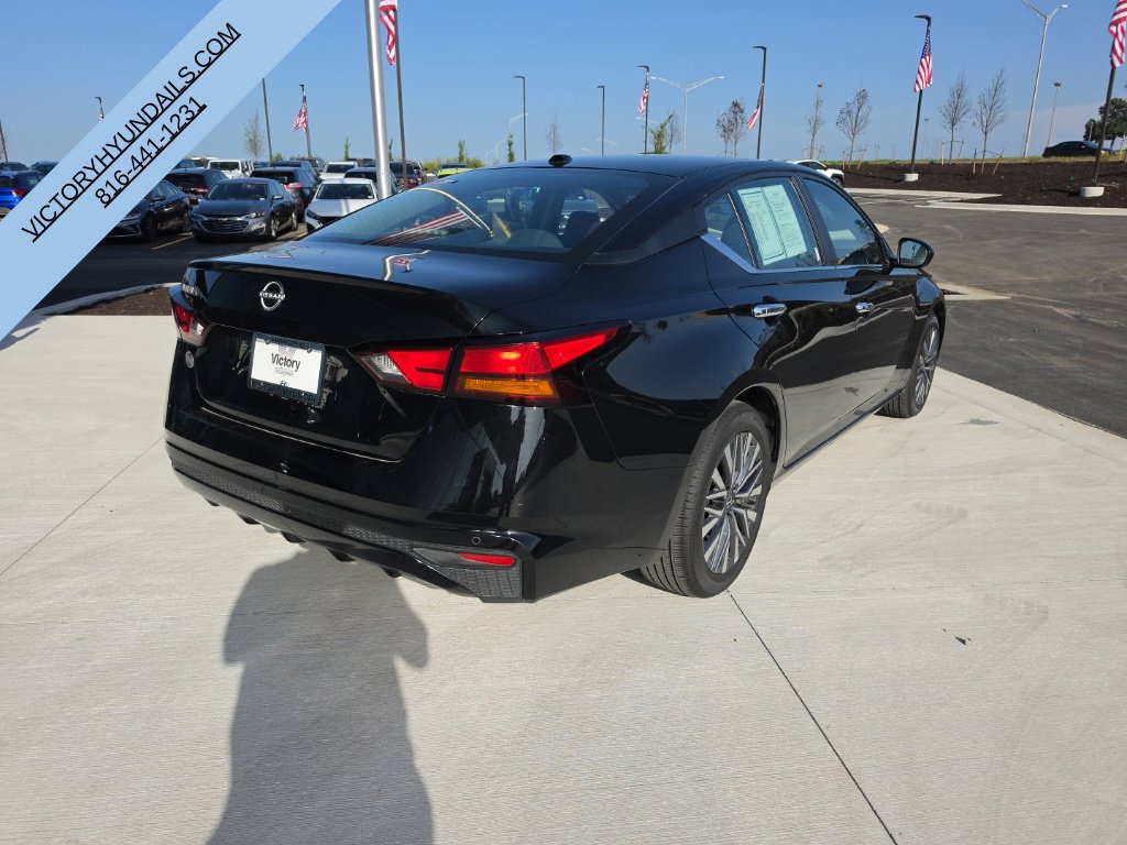 Used 2025 Nissan Altima 2.5 SV FWD image 5
