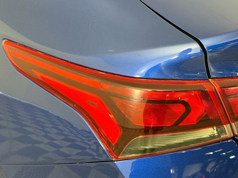 Used 2021 Hyundai Accent SE image 34