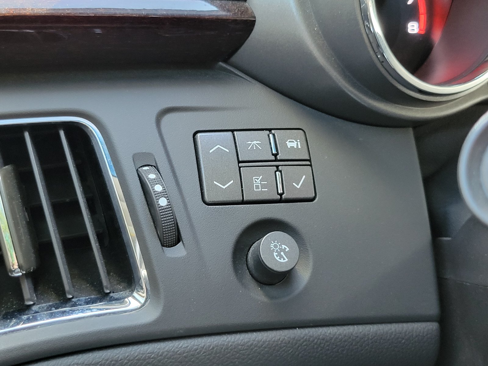 Used 2011 Cadillac CTS V RWD image 16