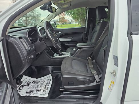 Used 2022 Chevrolet Colorado LT w/ Fleet Safety Package image 26