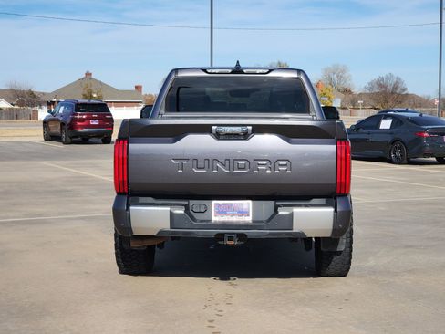 Used 2022 Toyota Tundra Limited image 8