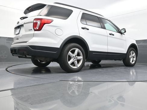 Used 2018 Ford Explorer 4WD w/ Class II Trailer Tow Package image 29