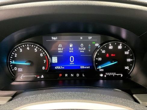 Used 2022 Ford Explorer XLT w/ XLT Sport Appearance Package image 13