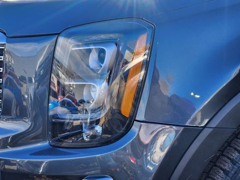 Used 2020 Kia Telluride SX w/ SX Prestige Package image 5