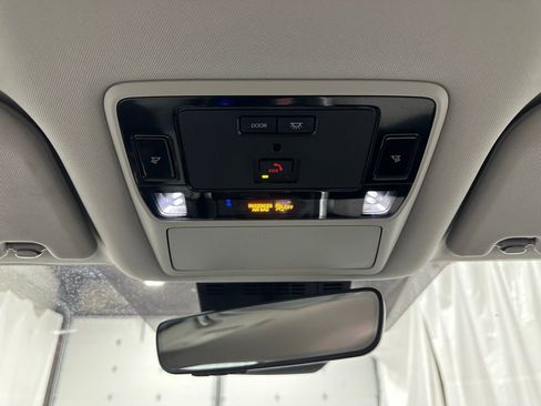 Used 2025 Toyota Grand Highlander AWD image 44