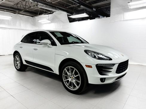 Used 2017 Porsche Macan S image 8