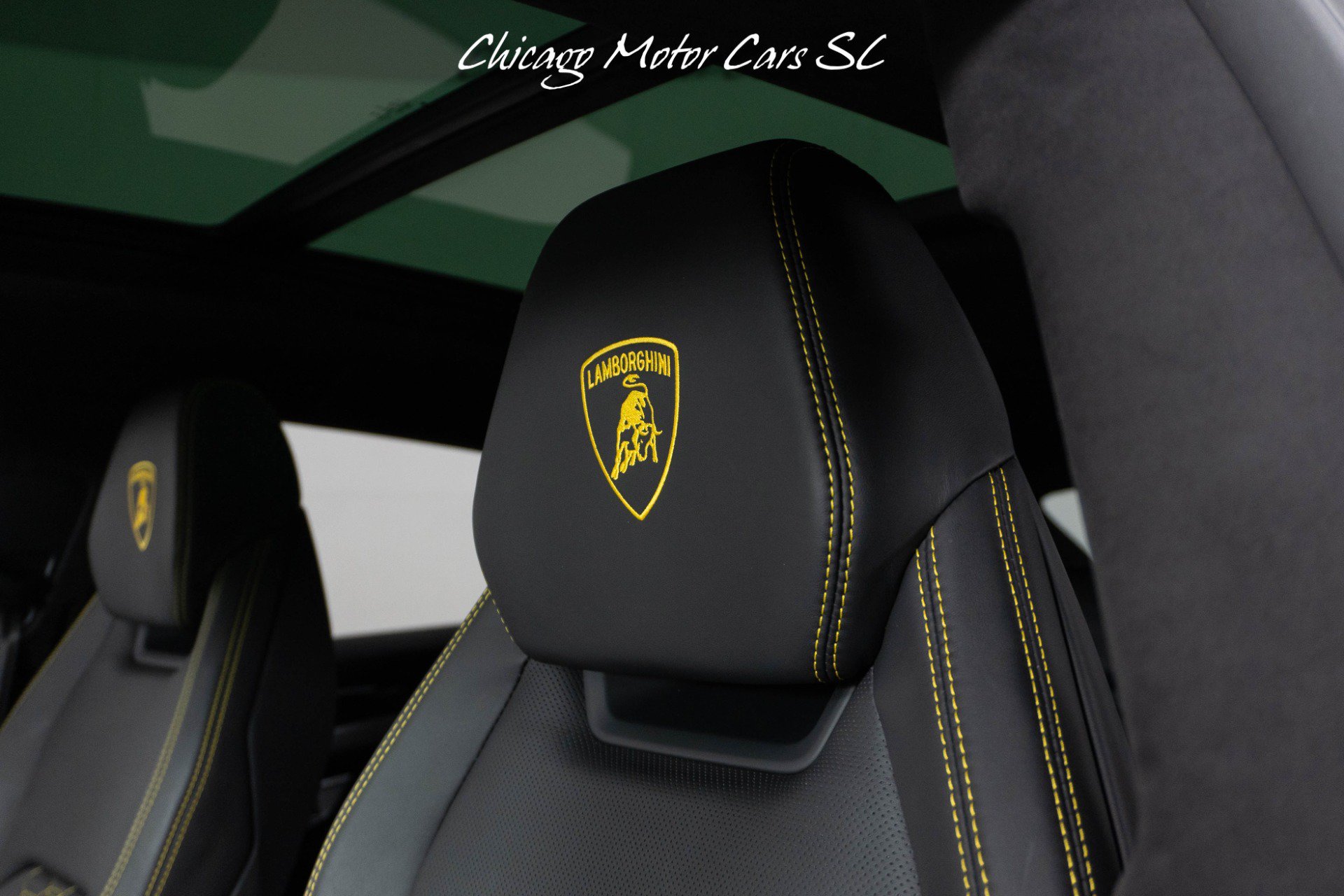 Used 2021 Lamborghini Urus AWD/4WD image 38