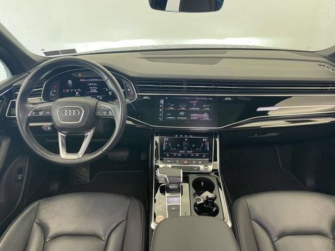 Used 2025 Audi Q7 3.0T Premium Plus AWD/4WD image 27