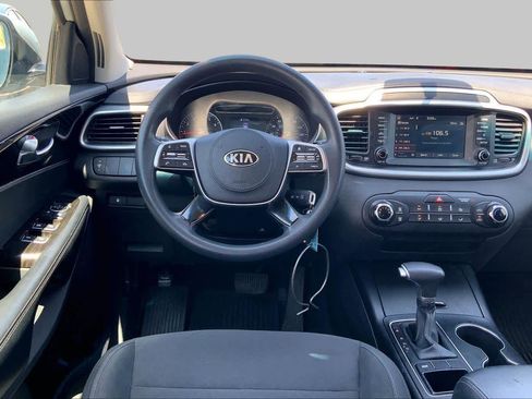 Used 2020 Kia Sorento L FWD image 6
