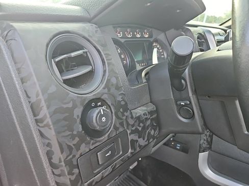 Used 2014 Ford F150 Raptor w/ Equipment Group 801A Luxury AWD/4WD image 20