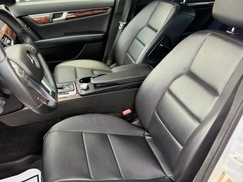 Used 2012 Mercedes-Benz C 300 4MATIC Sedan w/ Premium 1 Pkg image 11