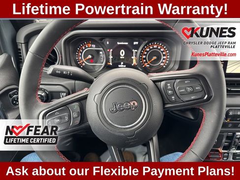 Used 2024 Jeep Gladiator Rubicon image 20