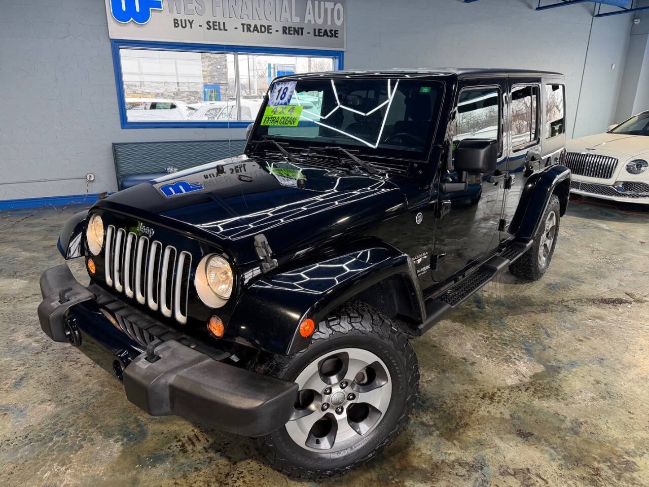 Used 2018 Jeep Wrangler Unlimited Sahara w/ Connectivity Group AWD/4WD image 1