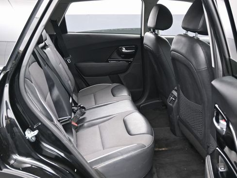 Used 2022 Kia Niro EX w/ Cold Weather Package image 31