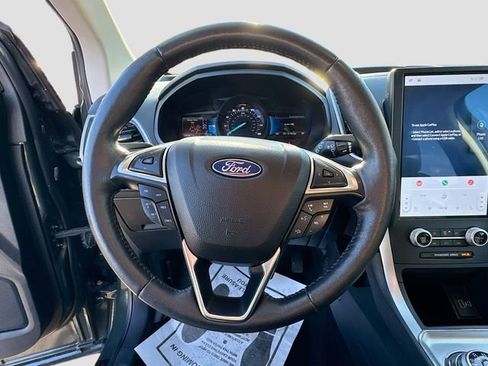 Used 2022 Ford Edge SEL w/ Convenience Package image 13