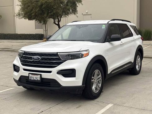 Used 2020 Ford Explorer XLT image 7