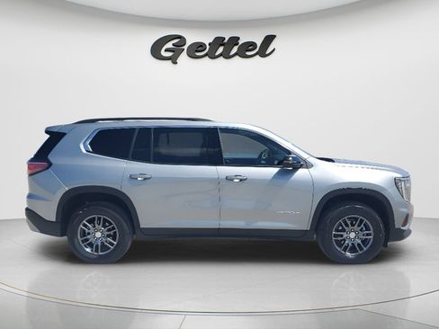 Used 2025 GMC Acadia Elevation FWD image 4