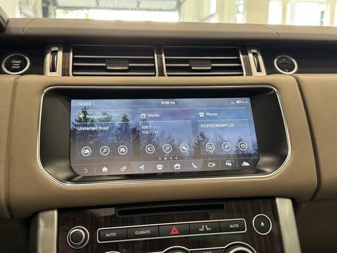 Used 2017 Land Rover Range Rover Supercharged image 26
