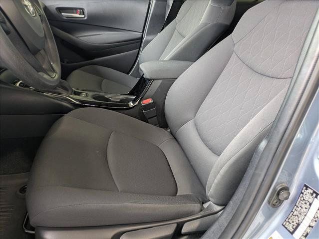 Used 2021 Toyota Corolla LE FWD image 12